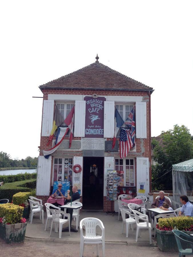 Le Manoir Du Pont Senot Bed & Breakfast Noron-la-Poterie Exterior photo